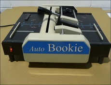 мініброшурувальник Auto Bookie