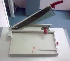 Продам резак Ideal 1058, Киев.
