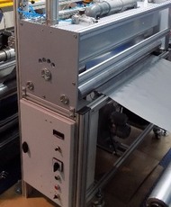 Станция коронного разряда односторонней обработки поверхности металлизированного рукава