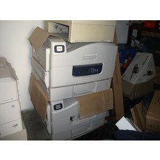 Продам принтер Хerox phaser 7400 на запчасти (отсутствует экран)