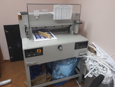 Продам гильотину резак Ideal 6595 EP с компьютером (запасной нож) 2008 г.